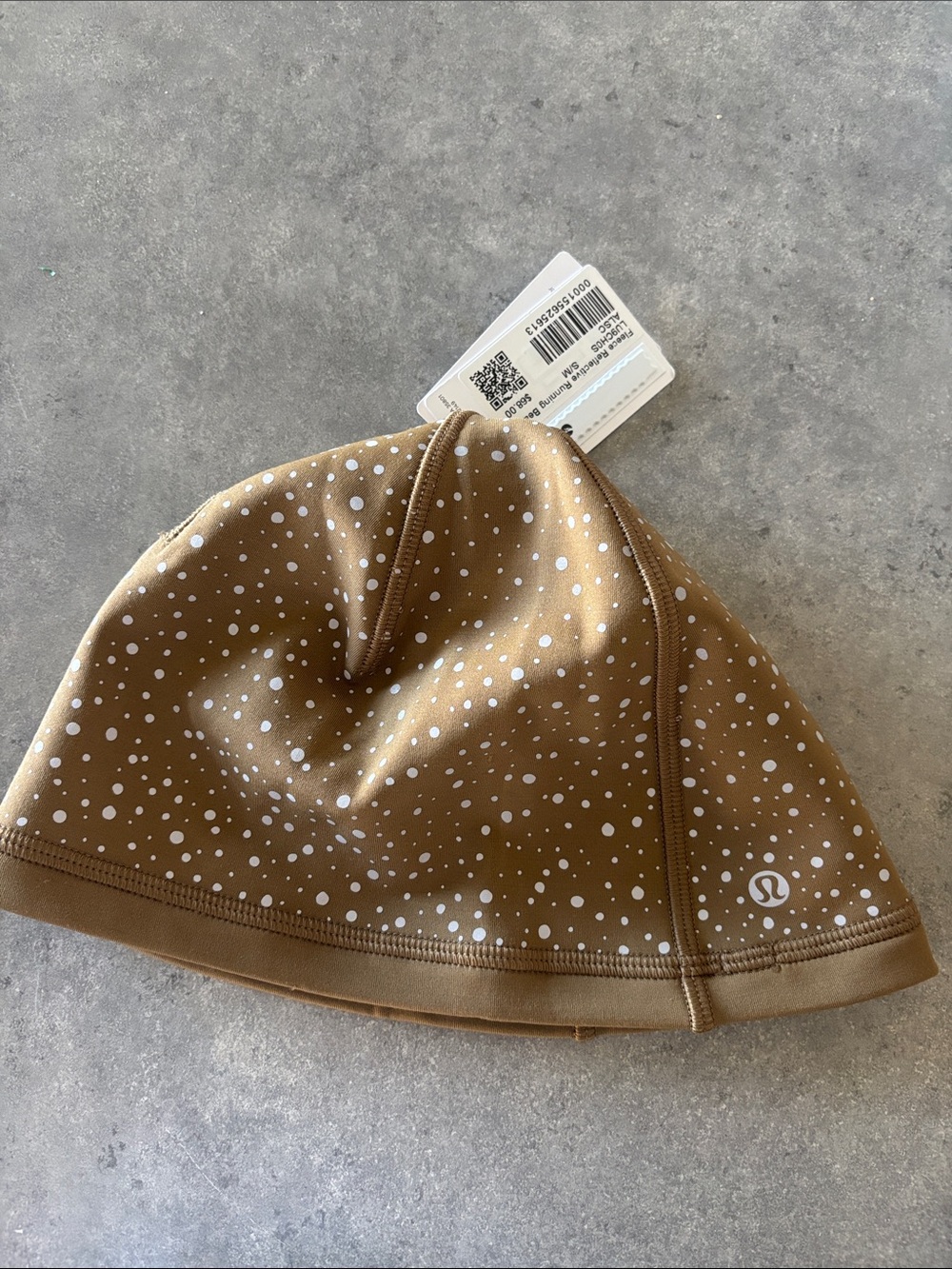 NWT! lululemon athletica reflective, running Tan Beanie with Dot Print